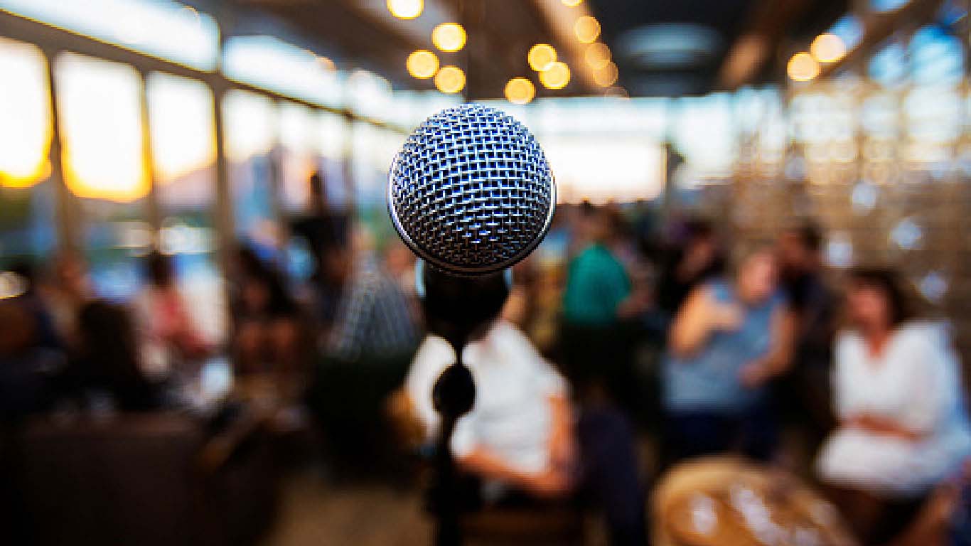 Showcase Area Lounge