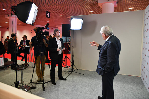 visuel_pressRoom